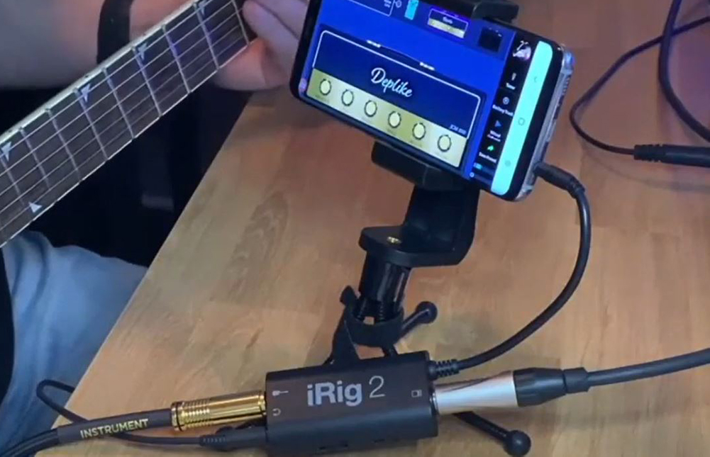 Guitar connected to phone with iRig