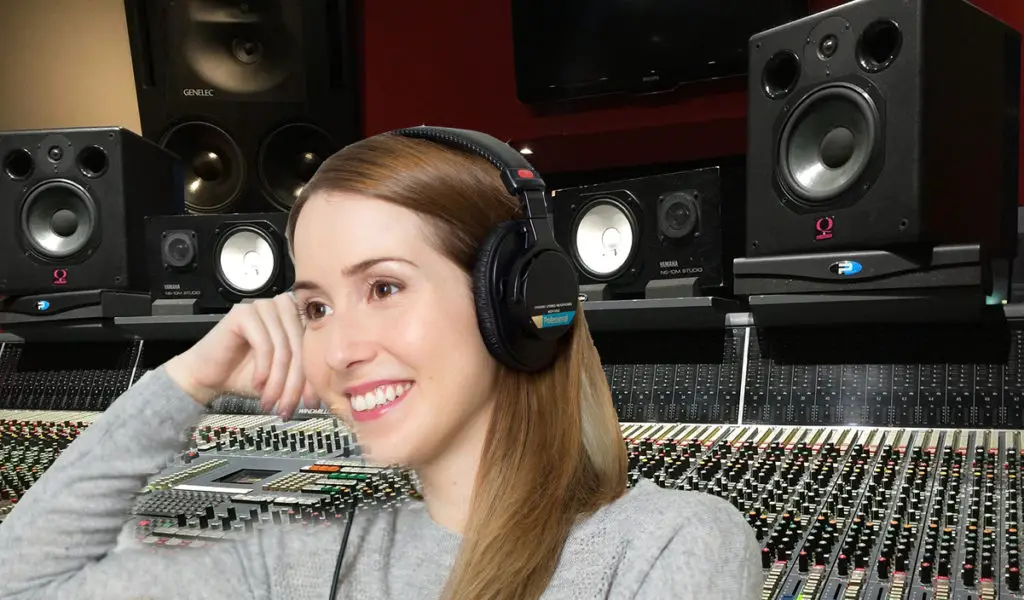 Studio Woman Headphones